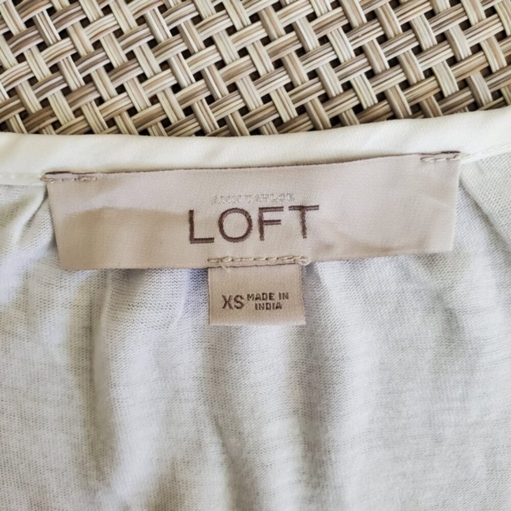 LOFT Women Tank Top XS White Lace Trim Sleeveless Soft Casual Blouse Top - Picture 6 of 7